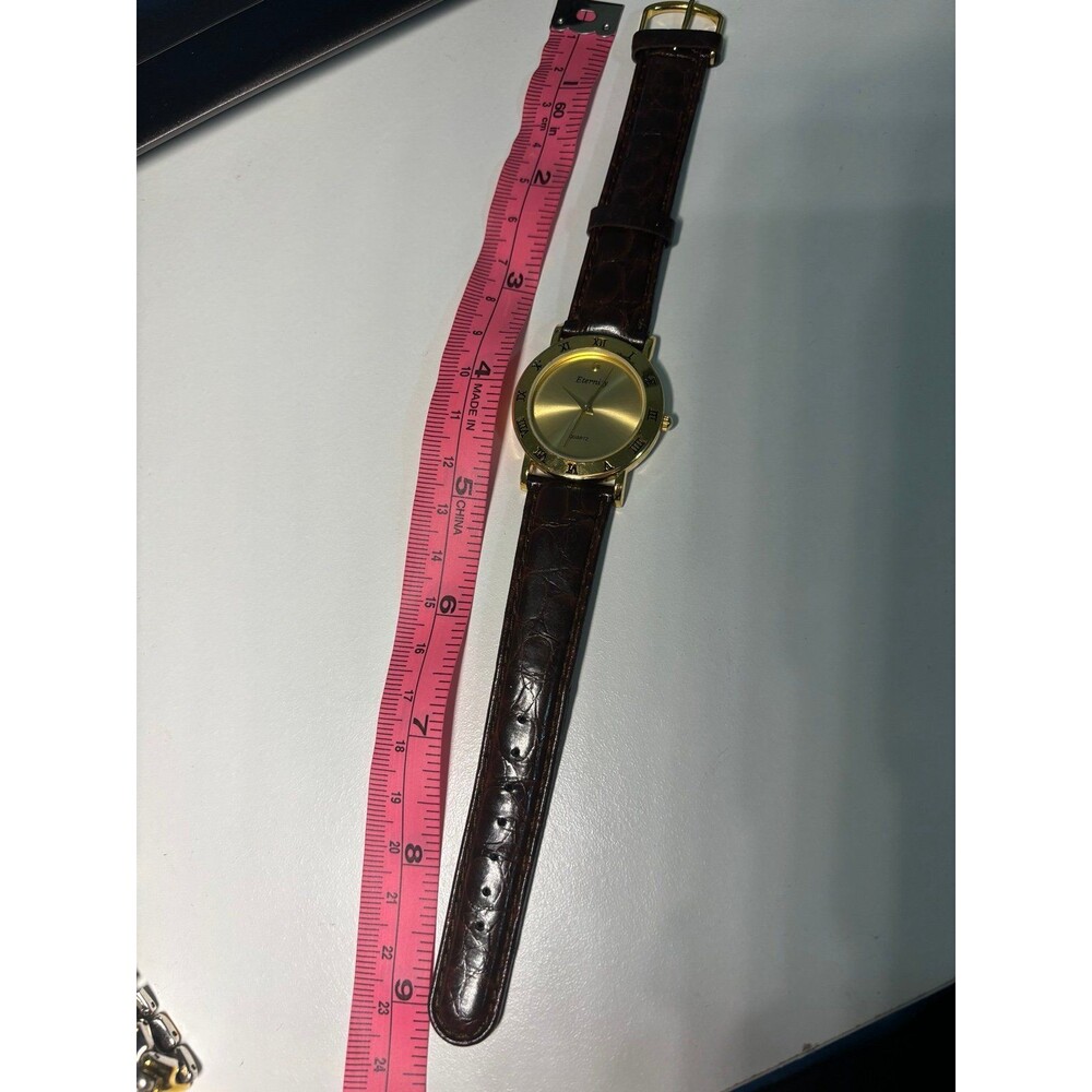 Watch - Picture 3 of 3